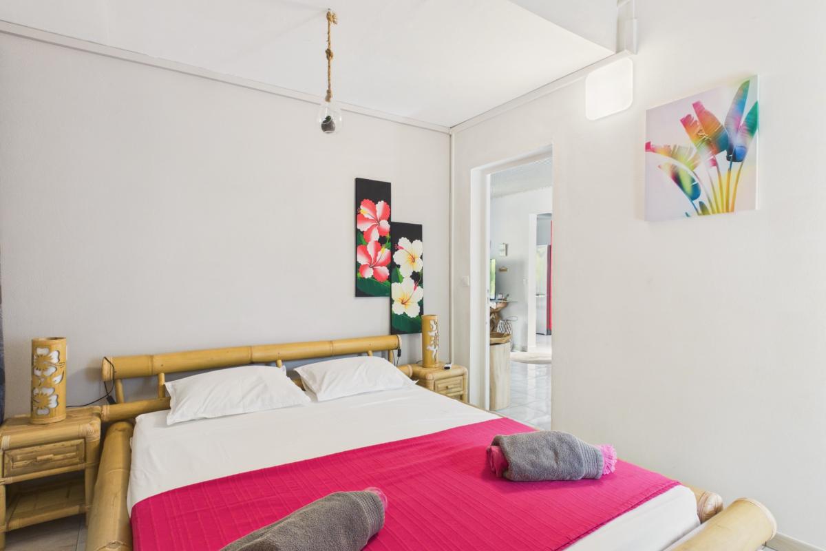 piscine-4 chambres-villa-sainte-luce-8-personnes - suite parentale